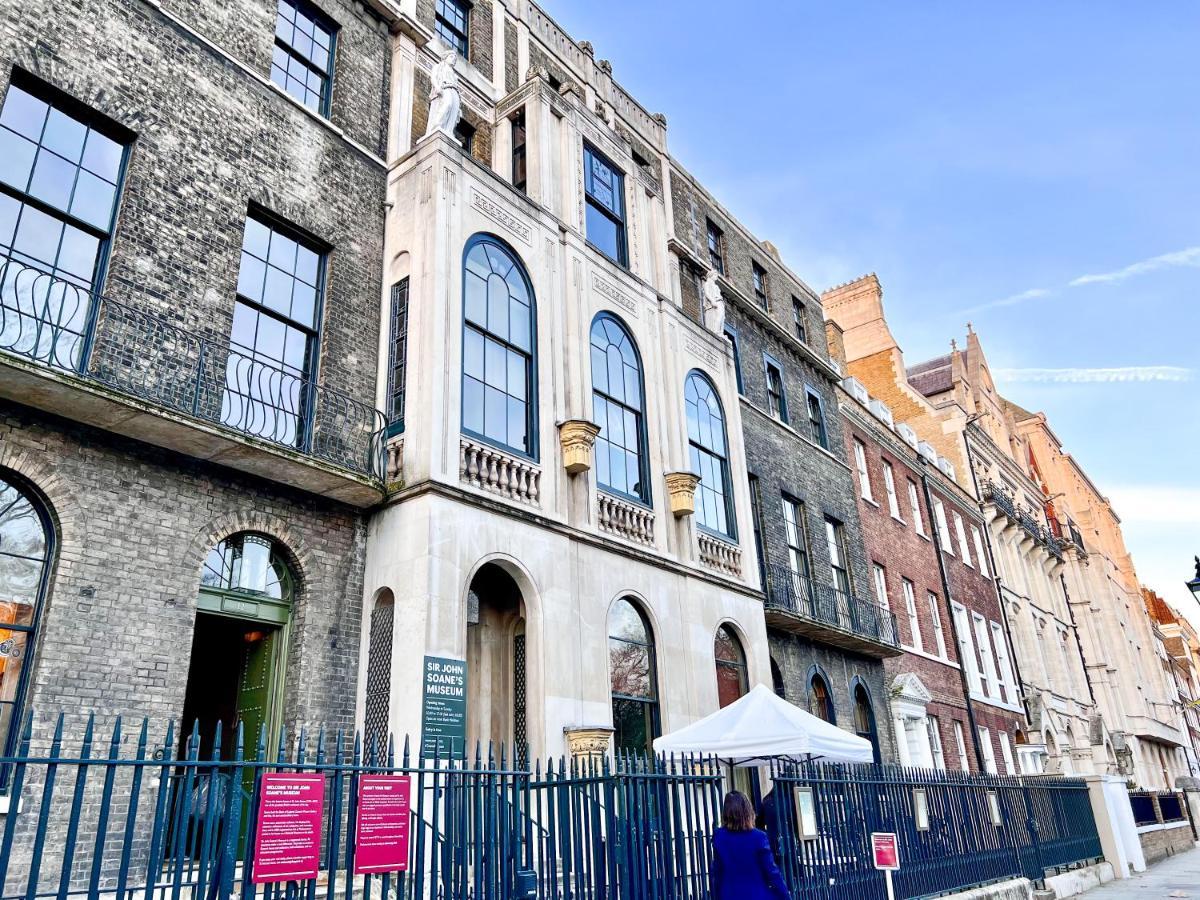 Superior Entire Apartment Between St Pauls Cathedral And Covent Garden Londra Exterior foto