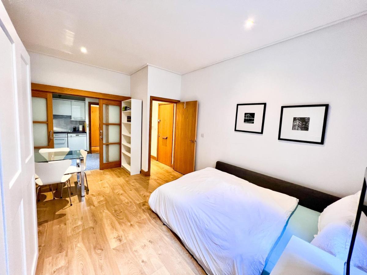 Superior Entire Apartment Between St Pauls Cathedral And Covent Garden Londra Exterior foto