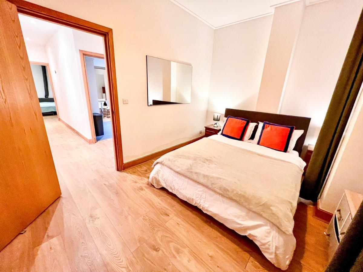 Superior Entire Apartment Between St Pauls Cathedral And Covent Garden Londra Exterior foto