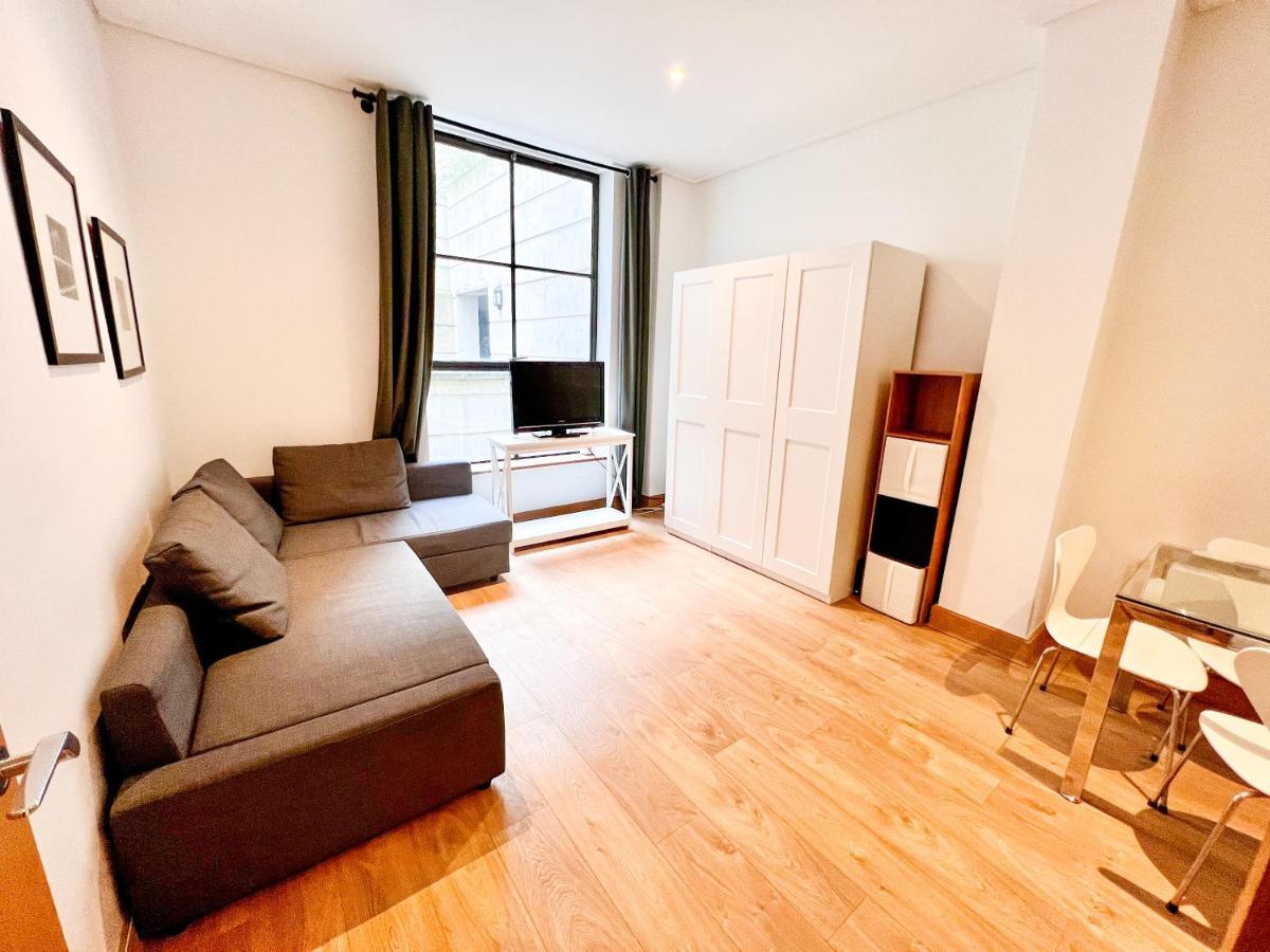 Superior Entire Apartment Between St Pauls Cathedral And Covent Garden Londra Exterior foto