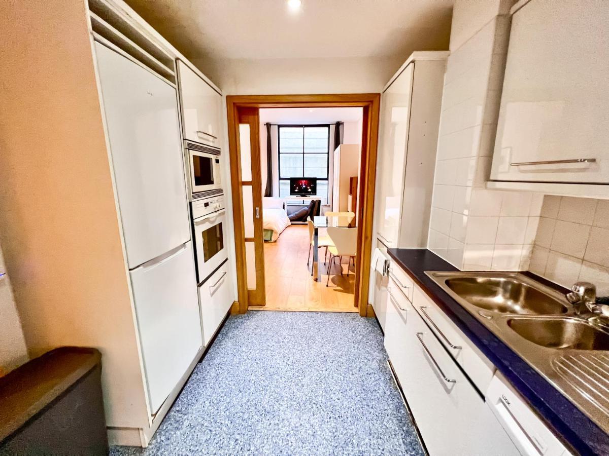 Superior Entire Apartment Between St Pauls Cathedral And Covent Garden Londra Exterior foto