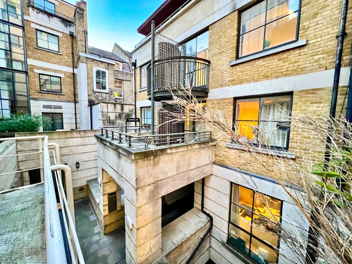 Superior Entire Apartment Between St Pauls Cathedral And Covent Garden Londra Exterior foto